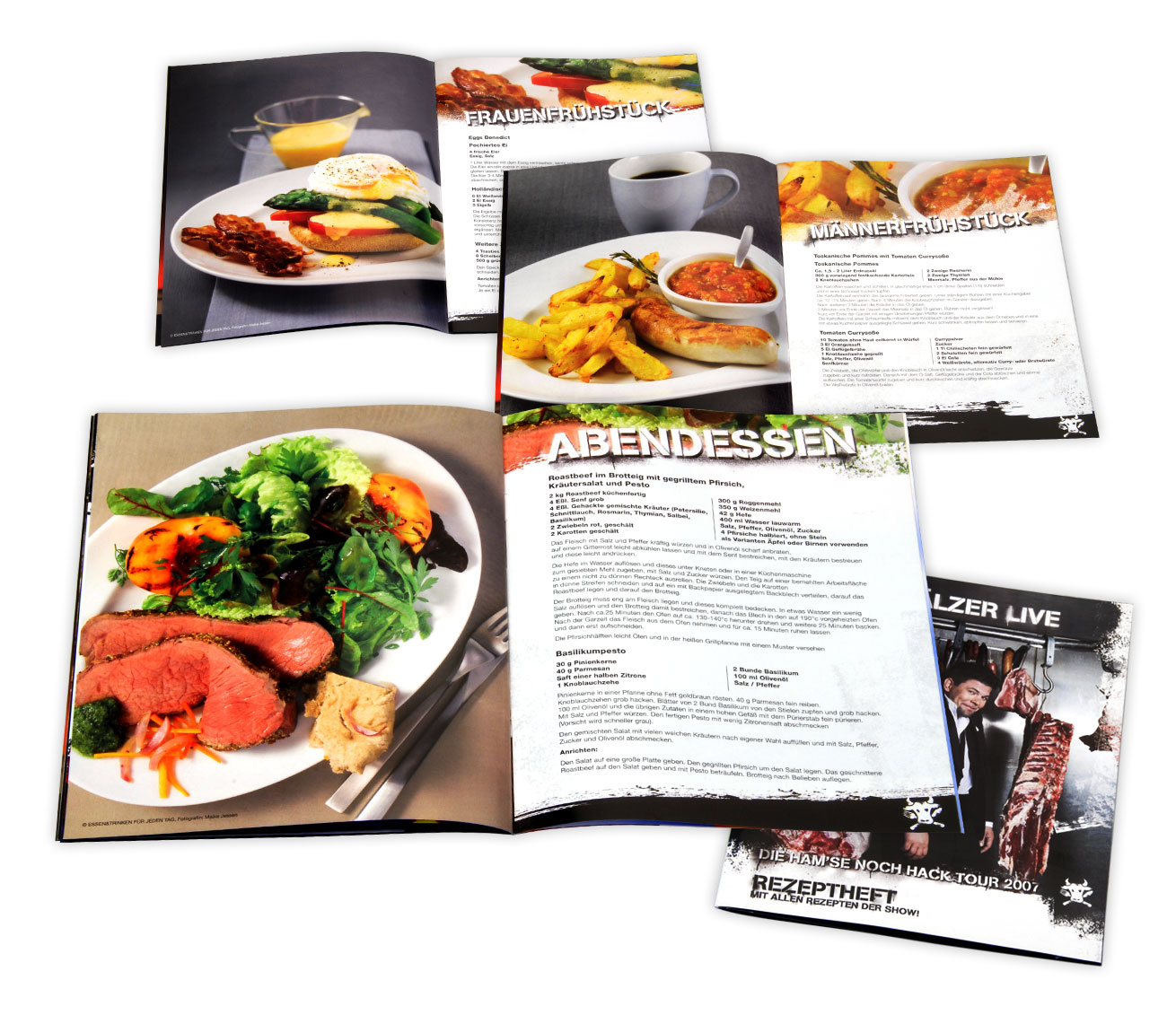 Eine Auswahl an aufgeschlagenen Kochbüchern und Rezeptmagazinen, darunter „Vollblut Tim Mälzer“, liegt ausgebreitet auf und zeigt Fotos von Gerichten wie Steak mit Salat, Spiegelei mit Bohnen und Pommes mit Wurst sowie deutsche Texte und Rezepte.